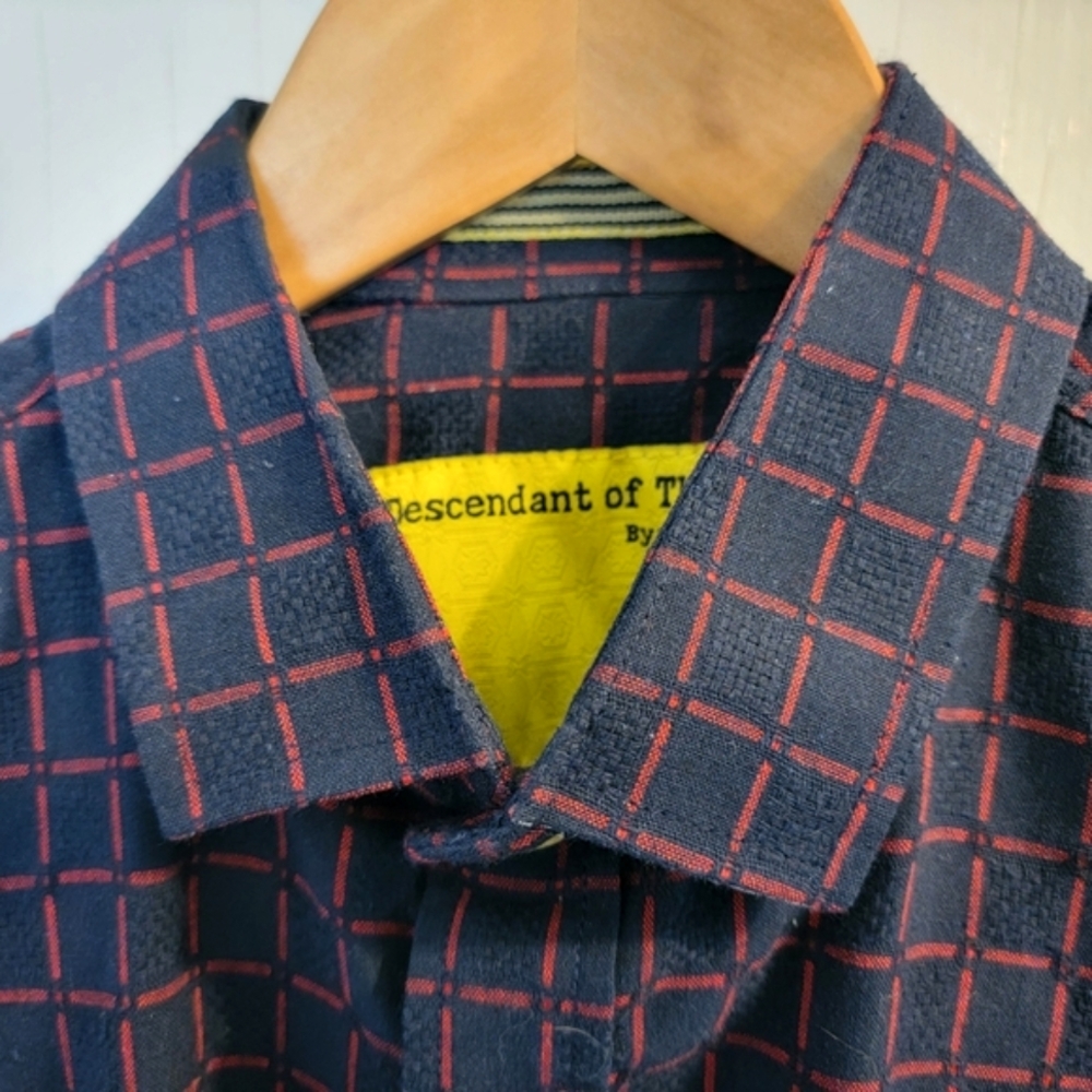 Descendant of Thieves size small long sleeved shirt yarn dyed NWT